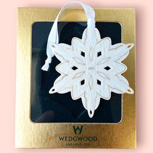 Vintage 2002 Wedgwood Snowflake Ornament White Jasperware Gilded 4in NIB